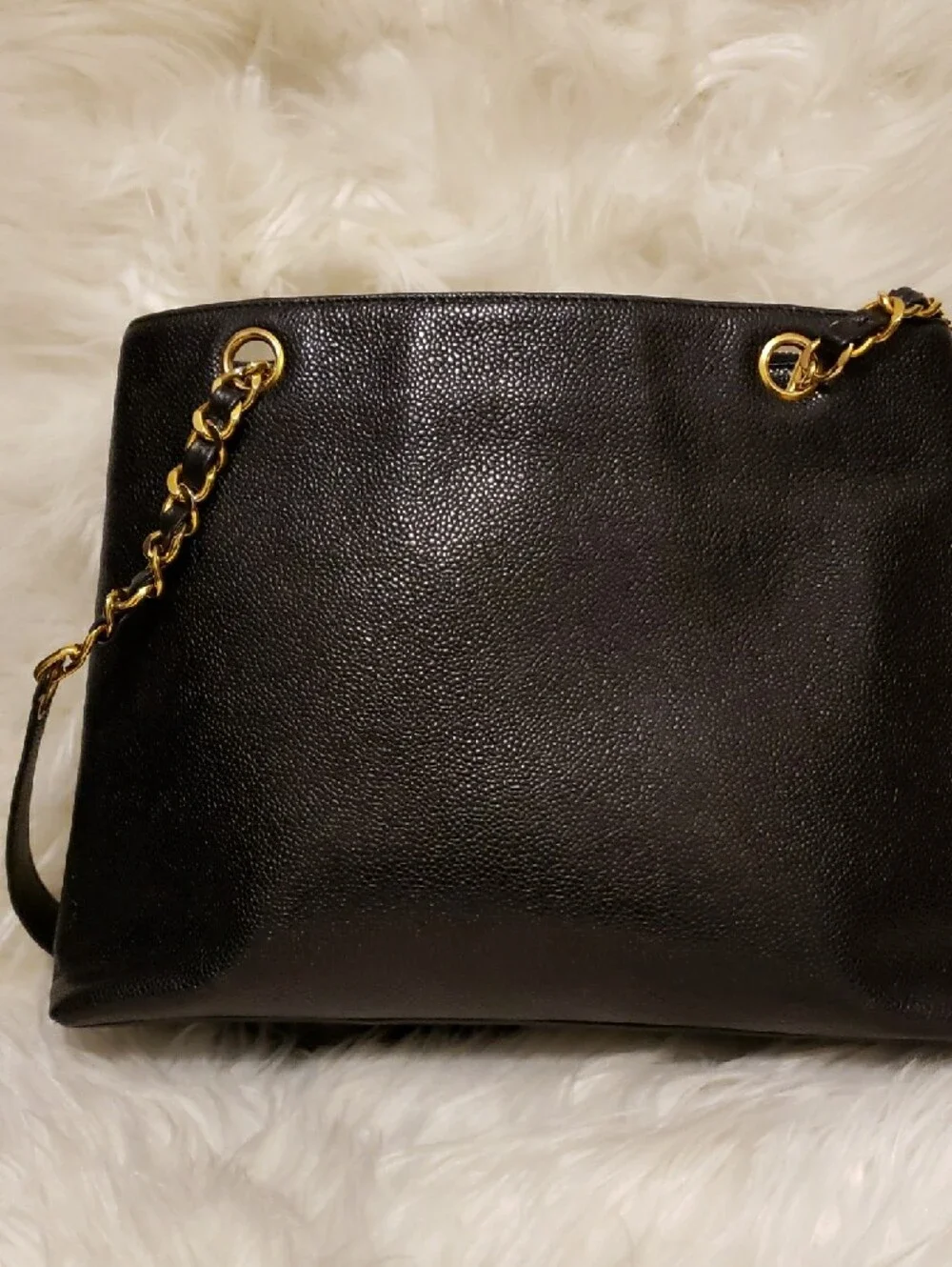 CHANEL Black Leather Shoulder Bag with Gold CC Hardware